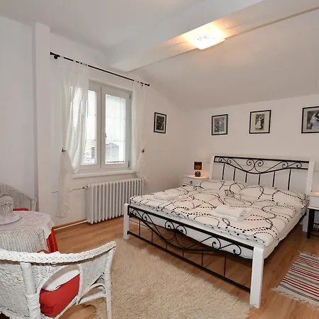 Slnecny Dvor Quarto em Acomodações Particulares