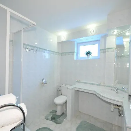 Slnecny Dvor Quarto em Acomodações Particulares *